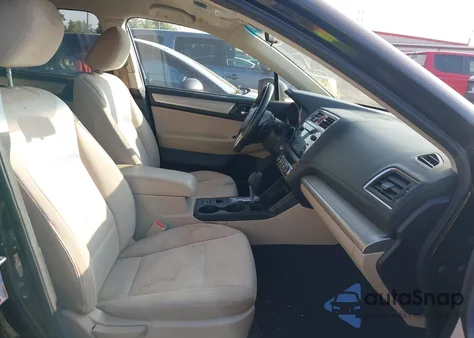 2015 Subaru Outback 2.5I Premium из США, поврежденный, VIN 4S4BSACC9F3301965